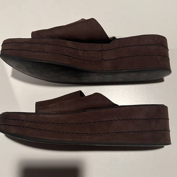 Robert Clergerie 7 1/2 brown suede wedge slides - Picture 5 of 7